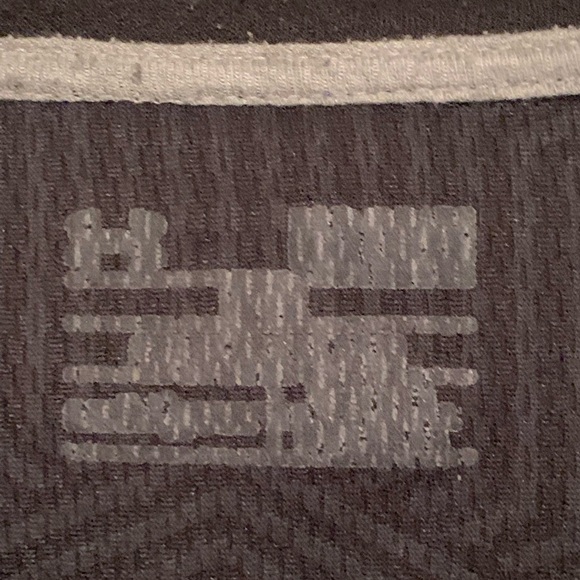 🏃♂️ UNDER ARMOUR MEN’S BLACK LONG SLEEVE ACTIVEWEAR TECH SHIRT TOP 🏃♂️ - Picture 5 of 6